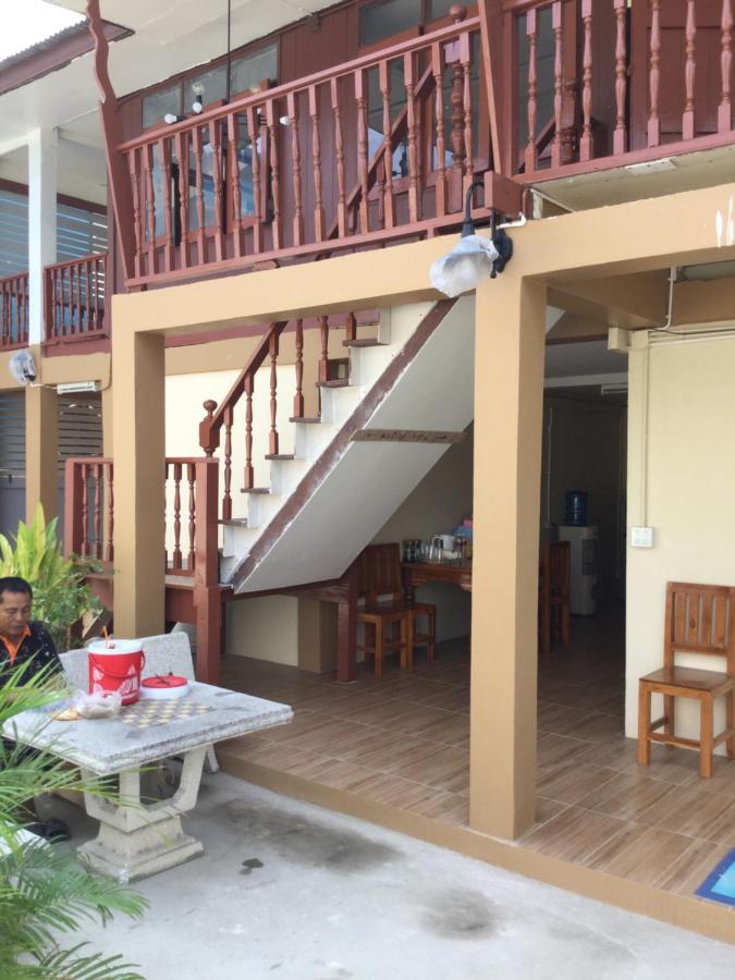 Siriwal Guesthouse Phra Nakhon Si Ayutthaya Exterior photo